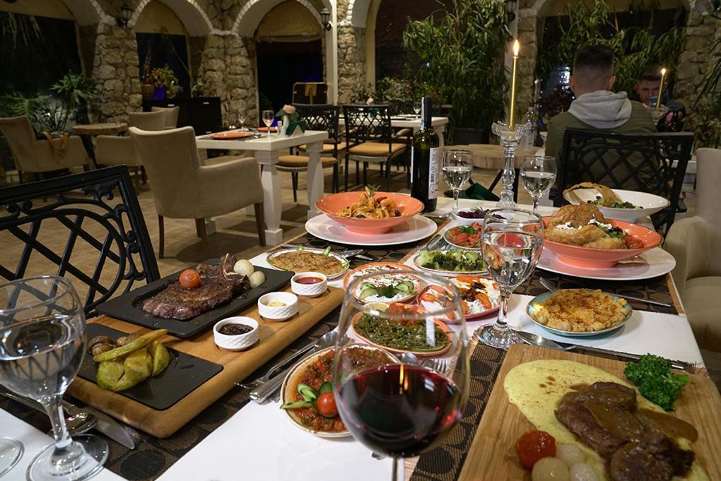 Hotel 212 Olympos Bagian luar foto